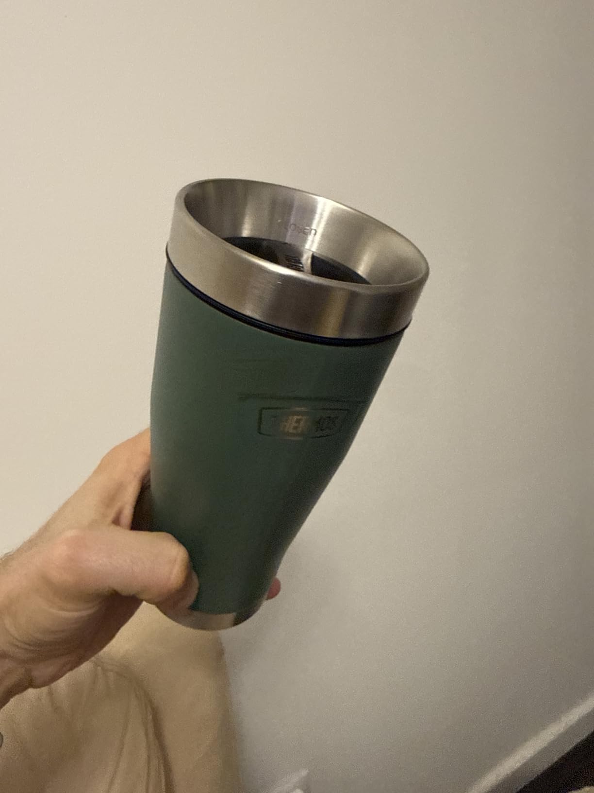 Sehr guter Becher