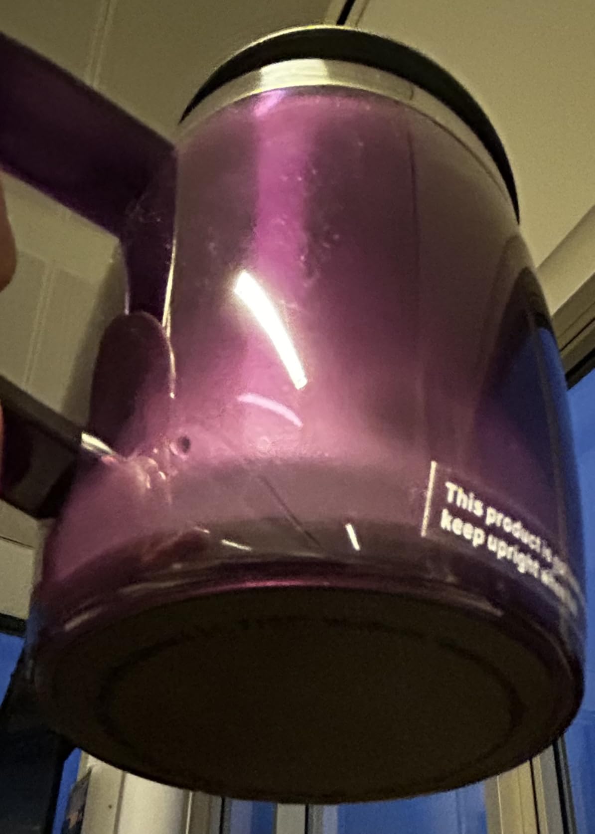 Schöne Farbe, hält warm